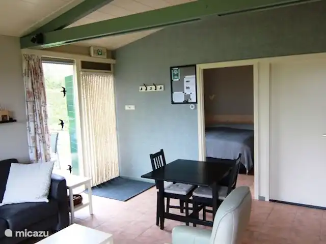 casa vacacional en Países Bajos, Barbante Septentrional, Hank – Pensión 'El Taller' Dormitorio de entrada y puerta