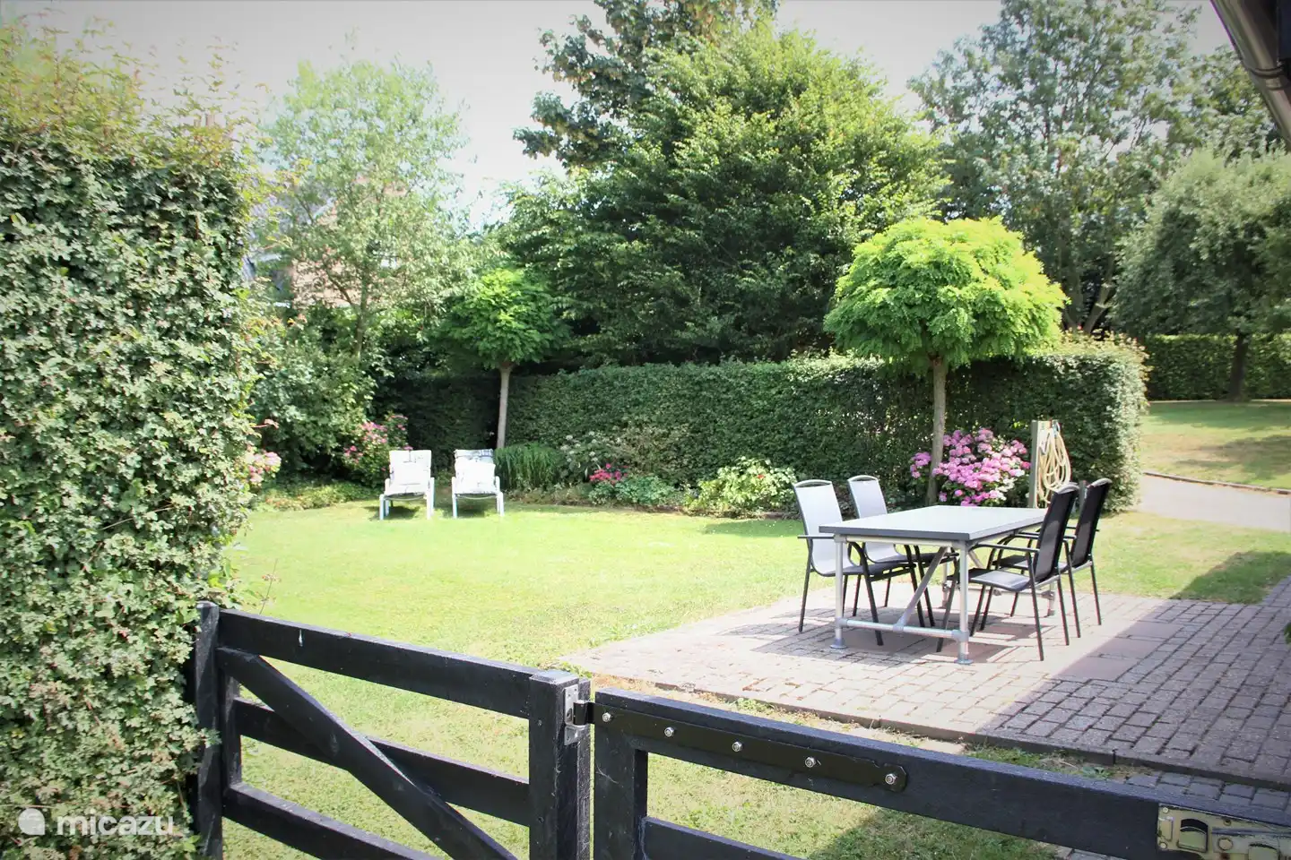 A wonderful private garden