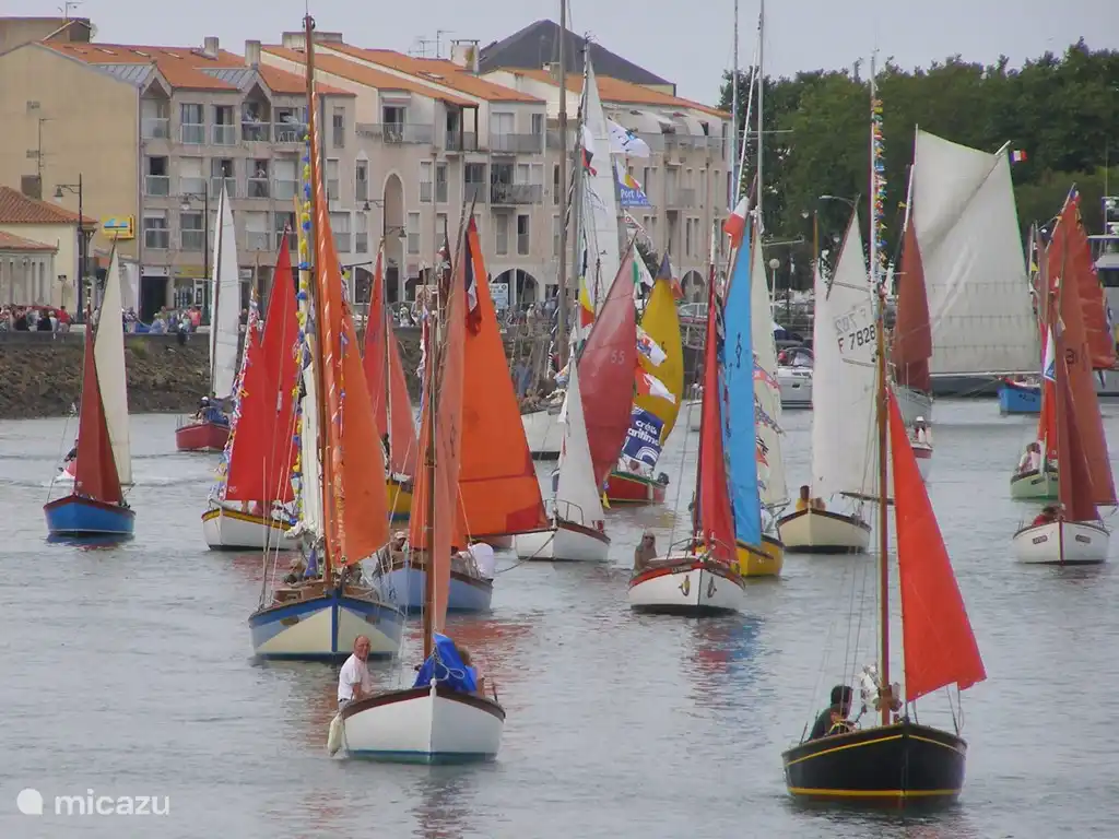 La Grande Bordee, the annual boat parade in La Chaume