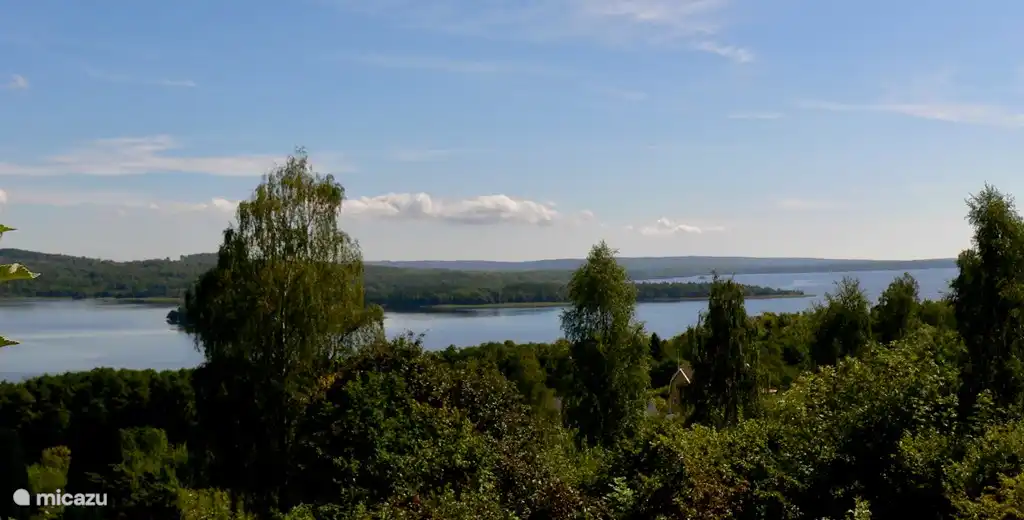 Der Blick auf den großen Ivösjön (Ivö mehr), atemberaubend in allen Jahreszeiten.