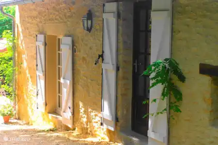 Vakantiehuis Frankrijk, Dordogne, Saint-Léon-sur-Vézère villa En Chamenon -