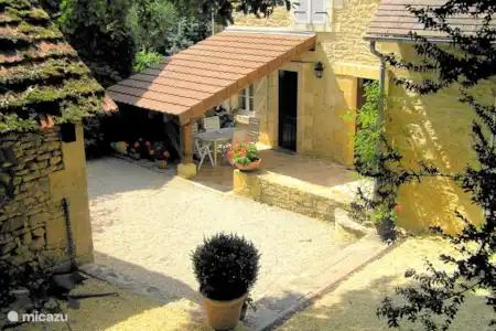Vakantiehuis Frankrijk, Dordogne, Saint-Léon-sur-Vézère villa En Chamenon -