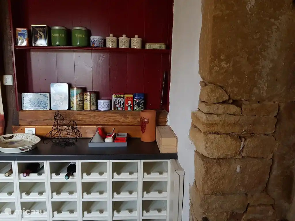 Corner between kitchen and living room