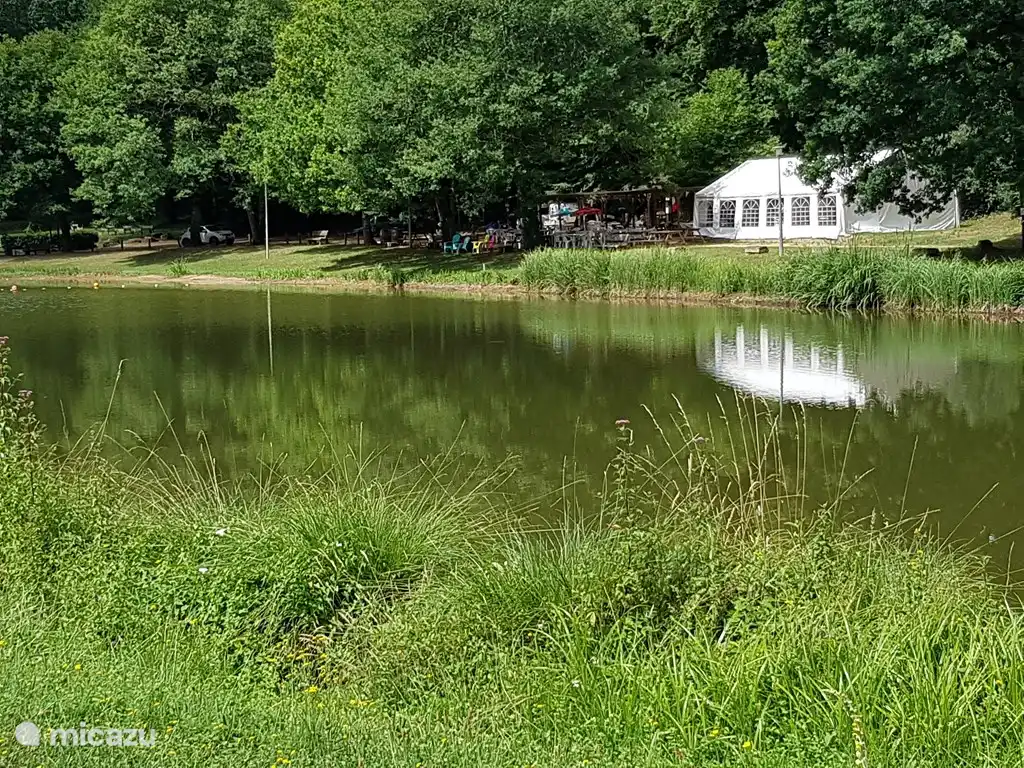 Plan d'eau in Frayssinet - le - Gelat