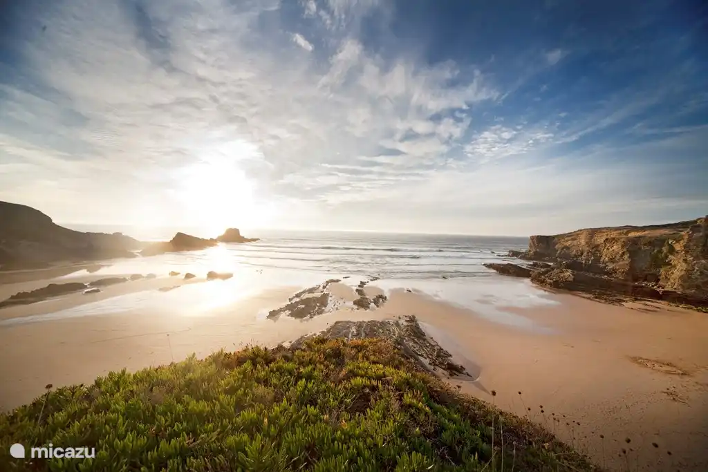 Zanbujeira Strand
