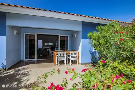 Vacation rental Curaçao, Curacao-Middle, Boca St. Michiel bungalow Blije Rust 13 'Casa Blou Curacao'