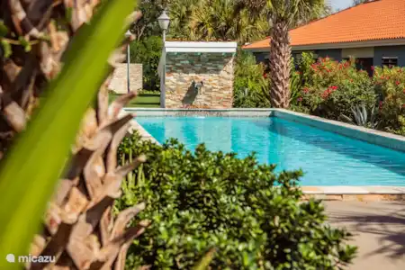 Vacation rental Curaçao, Curacao-Middle, Boca St. Michiel bungalow Blije Rust 13 'Casa Blou Curacao'