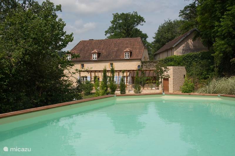 Vacation rental France, Dordogne, Auriac du Perigord Holiday house Maison du Cèdre