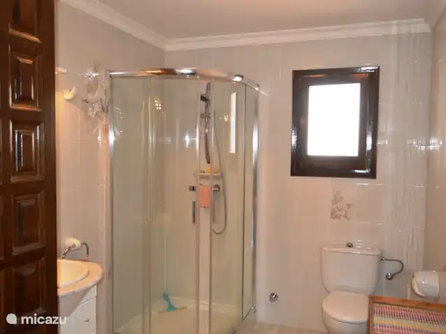 Villa Arbolada - plage, vélo et randonnée | Espagne, Costa Blanca, Alcalali - villa Salle de bain1 avec douche, WC et lavabo