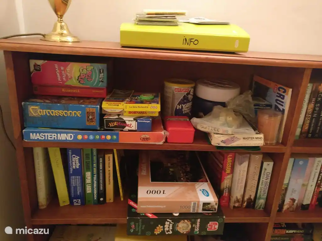 Dar&#252;ber hinaus nat&#252;rlich auch nur die altmodische Offline-Unterhaltung, f&#252;r die gem&#252;tlichen Stunden drinnen.