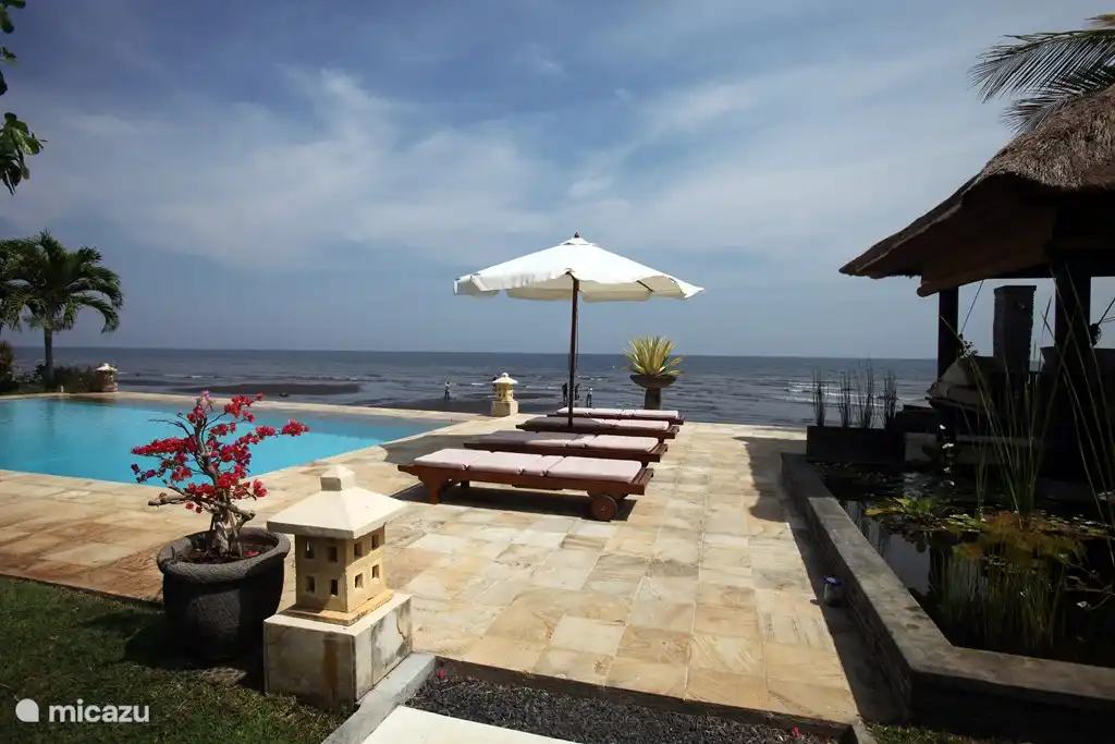 Meerblick vom Wohnzimmer