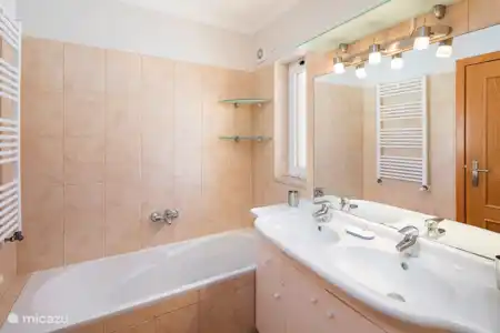 Vakantiehuis Portugal, Algarve, Carvoeiro villa Vivenda Faria Badkamer