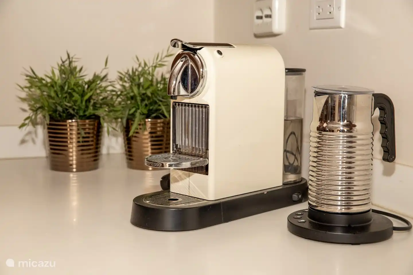 Met een heerlijk kopje koffie of cappuccino start u opgewekt de dag.