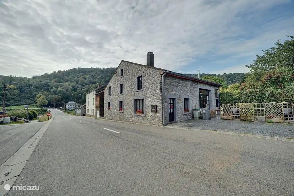 Vakantiehuis huren in Bouillon, Ardennen? Luxe vakantiehuis 21 pers