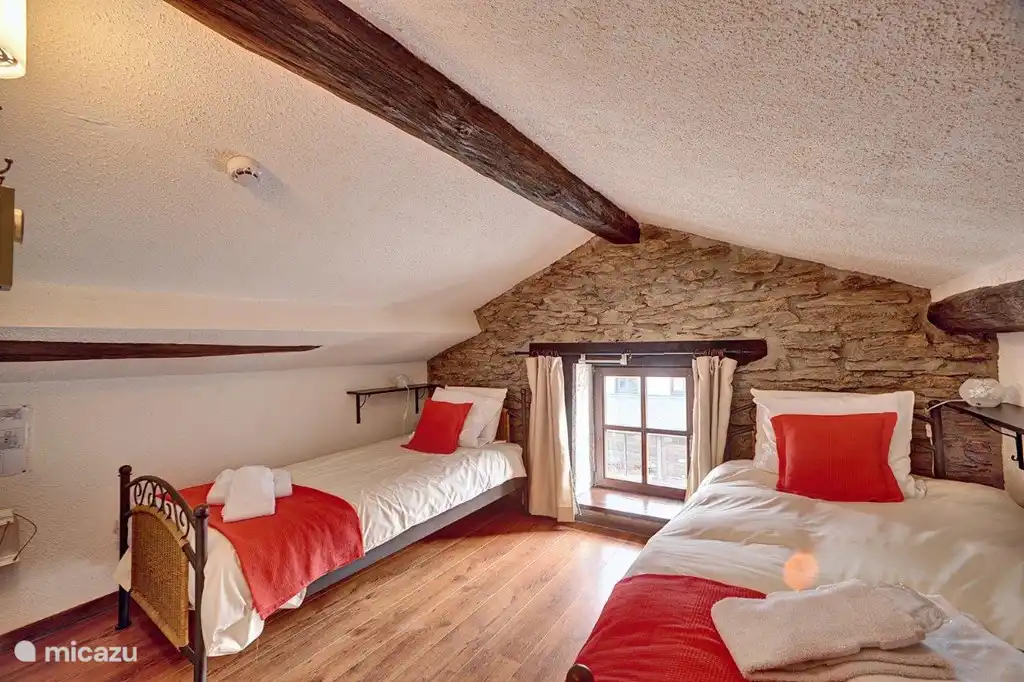 Luxe vakantiehuis 21 pers. Bouillon in Bouillon, Ardennen huren? Micazu