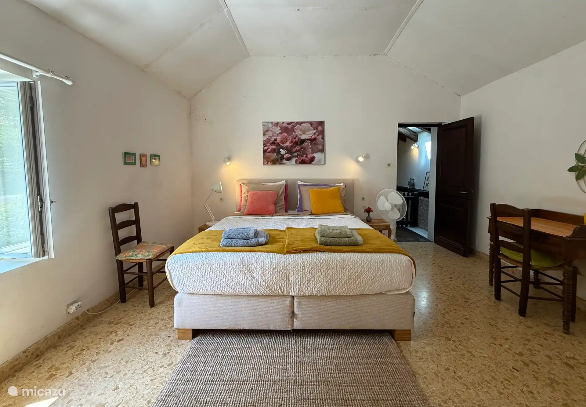 Hauptschlafzimmer, Doppelbett 180 x 210