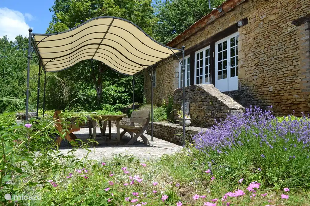 Die Haus (Raumseite), wie von dem Dachdeck gesehen mit