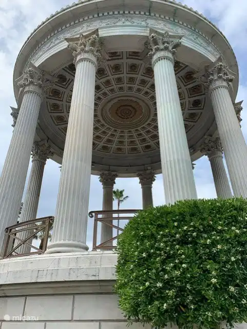 Temple d'Amour in Parc Chambrun to the apartment