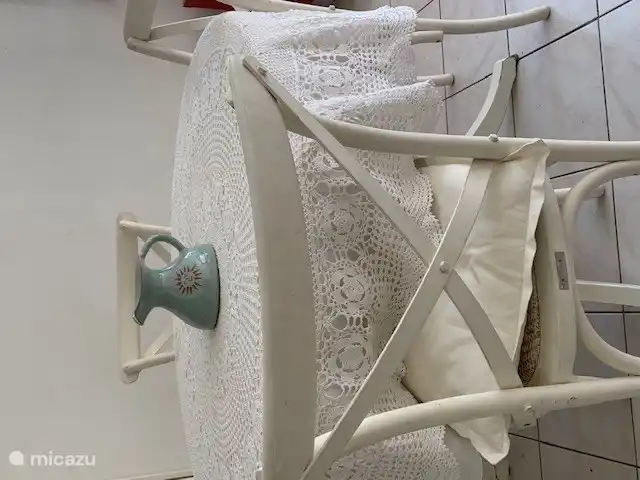 Dining table with 4 dining chairs