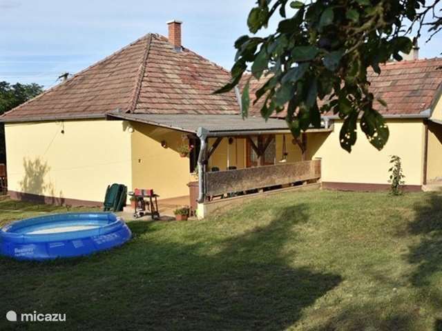 Vakantiehuis Hongarije, Pest, Csemö - boerderij Huszár Tanya