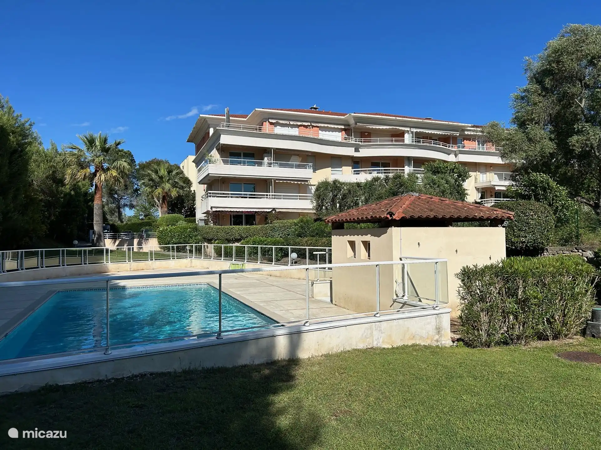 La Désirade from the swimming pool.