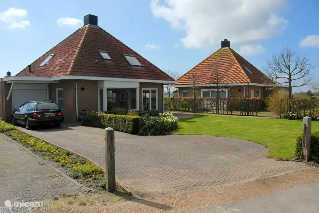 Der Seetaucher in Niederlande, Friesland, Hemelum - villa