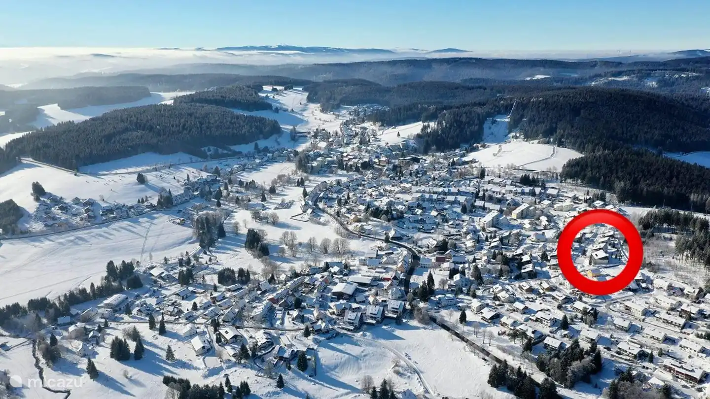 L'appartement est situé en bordure de forêt avec une belle vue