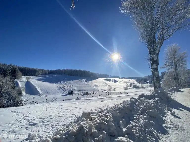 Ski dans le village (idéal pour les enfants et les débutants)