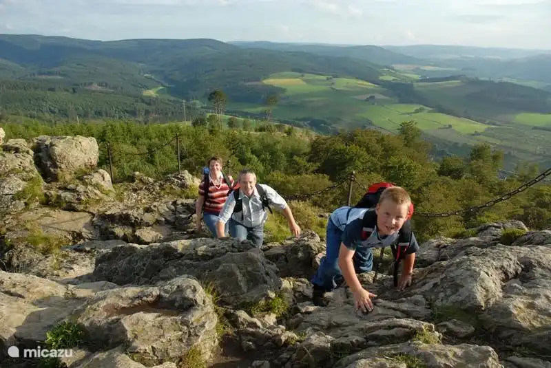 Die Bruchhauser Steine ??sind nur wenige Kilometer entfernt