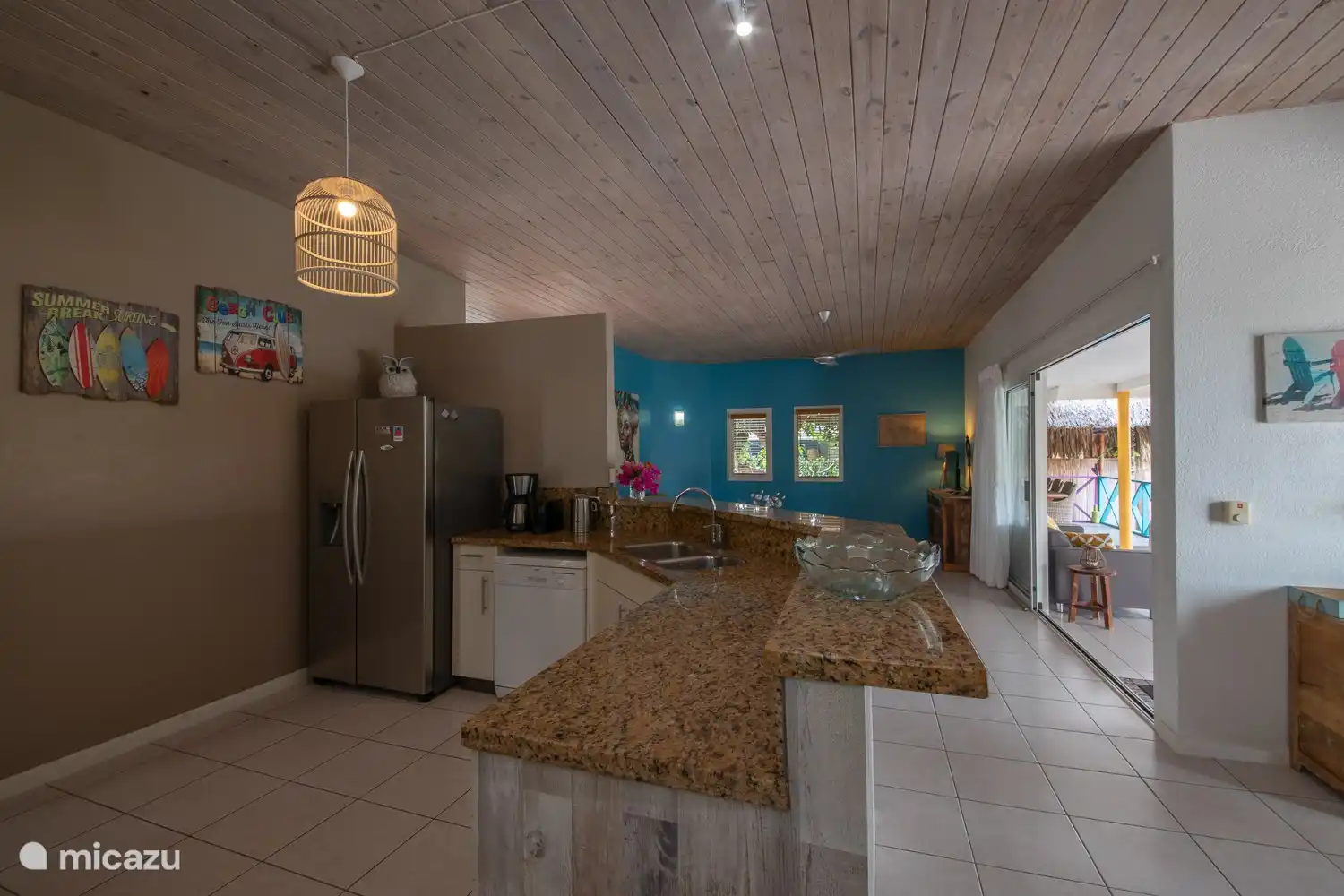 Une partie de la cuisine ouverte