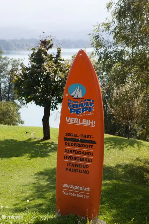 Faaker See - Pepi, für den Verleih von Tretbooten, Segelboote usw.