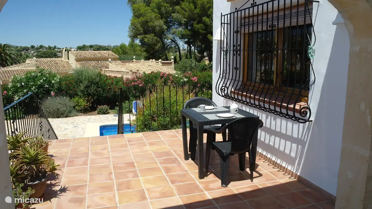 Terrasse ouverte à la maison