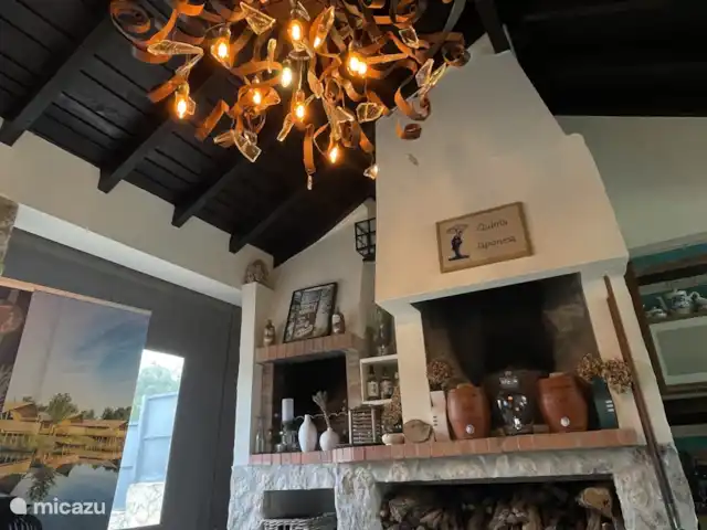 Safaritent Casa Matsu huren in Portugal, Costa de Prata, Carvalhal Benfeito - glamping / safaritent / yurt Receptieruimte op het benedenterrein