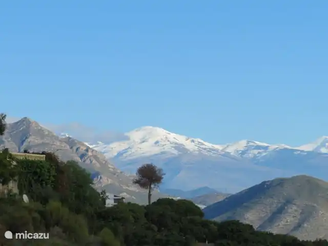 Villa Dorada | Espagne, Costa Tropical, Salobreña - villa La Sierra Nevada où vous pourrez skier parfaitement à 75 minutes en voiture de la villa Dorada.