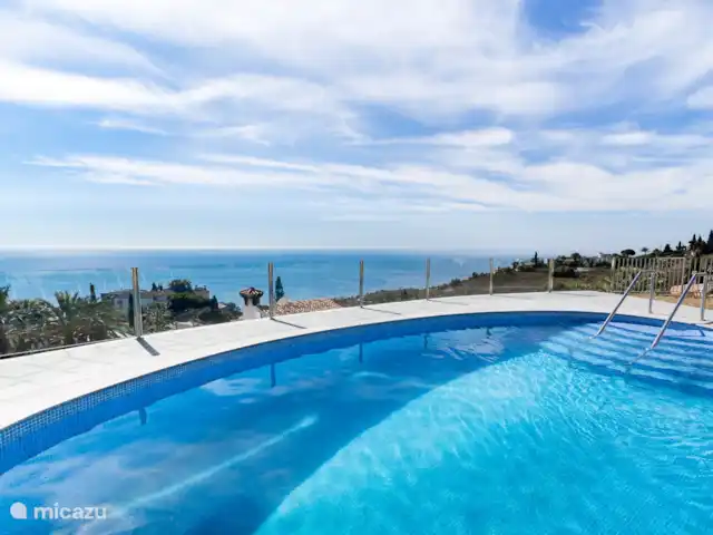 Villa Dorada | Espagne, Costa Tropical, Salobreña - villa La terrasse et la piscine privée chauffée vous offrent une vue magnifique sur la mer Méditerranée.