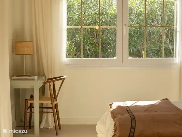 Villa La Joya | Espagne, Costa Blanca, Moraira - villa Petit bureau avec beaucoup de lumière naturelle pour un travail concentré.