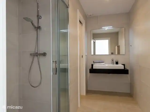 Villa Royal Salobrena huren in Spanje, Costa Tropical, Salobreña - villa De villa heeft 4 badkamers, waarvan 1 met bad.