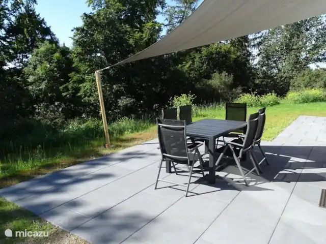 6 persoons vakantiehuis Pulvermaar huren in Duitsland, Eifel, Gillenfeld - vakantiehuis Alle woningen hebben een eigen, soms ook (deels omheinde) tuin met terras.