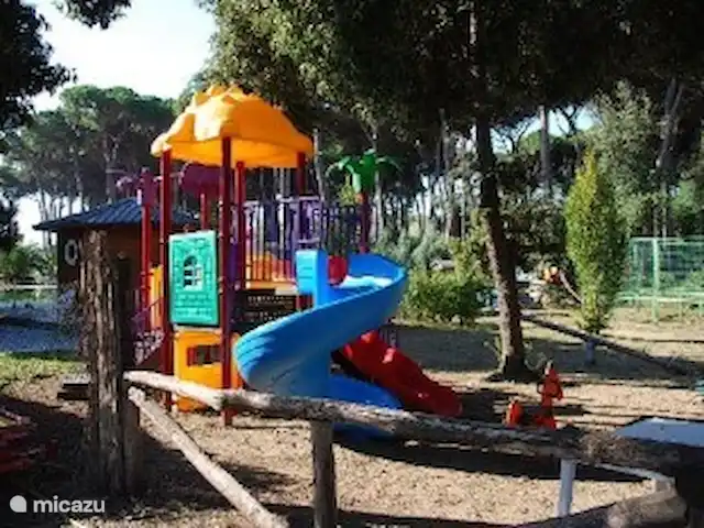 Mobil-home, en bord de mer en Toscane | Italie, Toscane, Viareggio - chalet Cour de récréation
