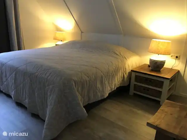Location de Vacances Pays-Bas, Gueldre, Lievelde, maison de vacances - NatuurlijkLievelde Chambres doubles spacieuses avec lits à sommier tapissier et surmatelas à l’étage supérieur.