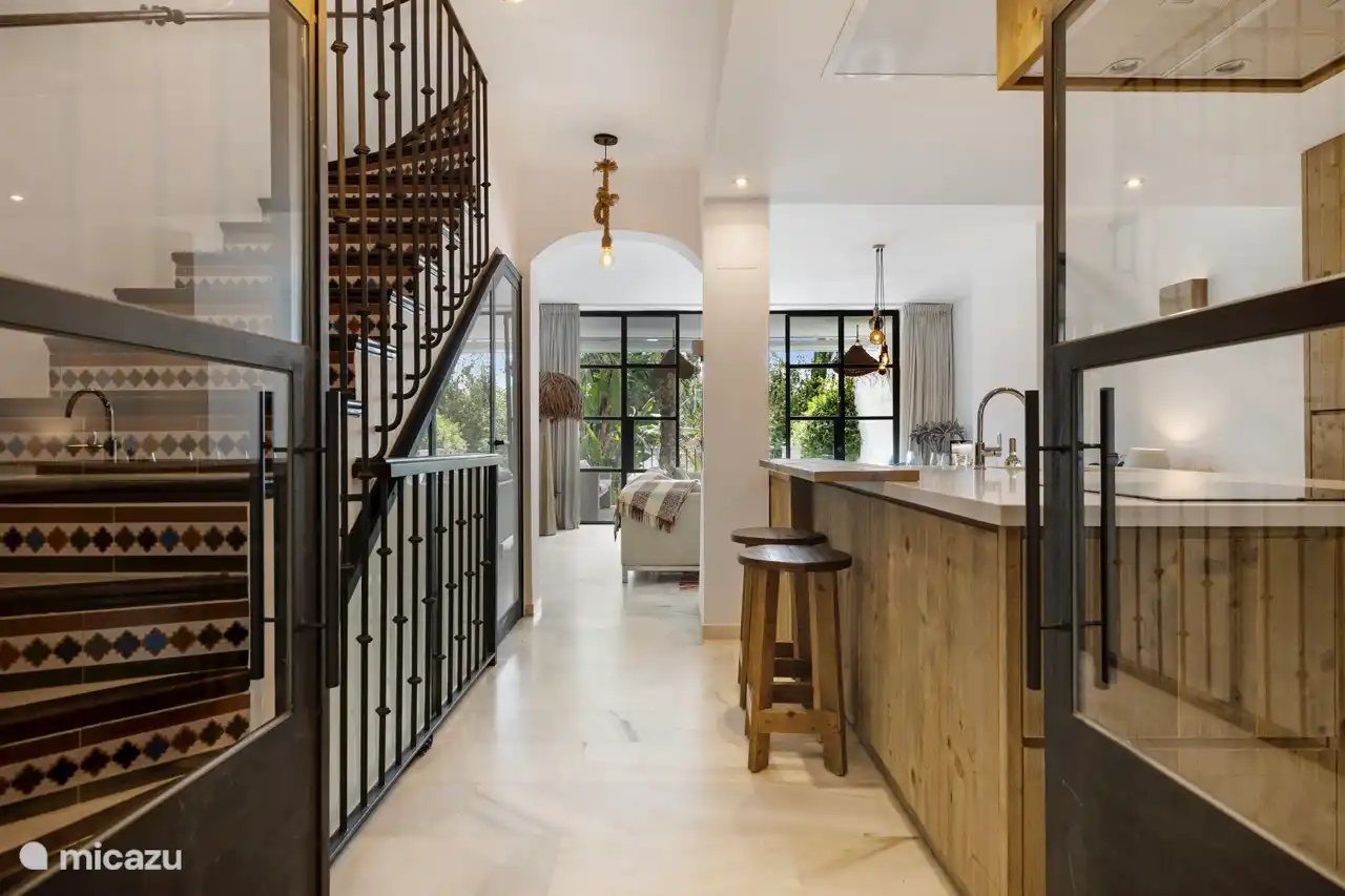 Blick durch die Haustür