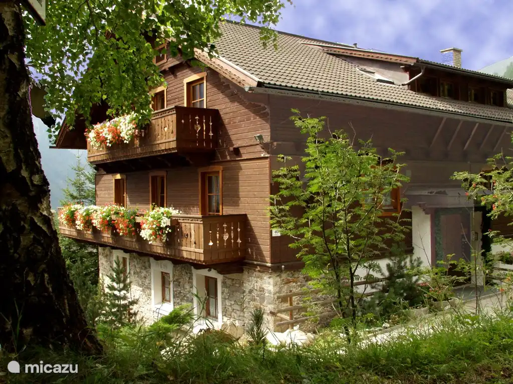 Rent Haus Antonius Lilie In Heiligenblut Carinthia Micazu