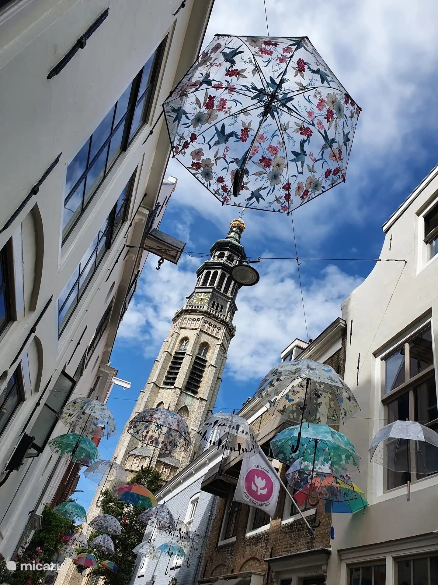 Middelburg avec la Lange Jan.  Vous pouvez grimper la tour pour une vue magnifique. 