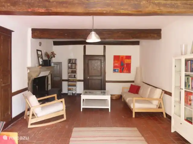 Casa del pescador en el río. en Francia, Yonne, Saint-Père-sous-Vézelay - casa vacacional Sala de estar