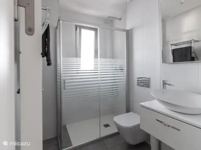 AguileraEspagne | Espagne, Costa Blanca, Villamartin - appartement salle de bain dans la chambre