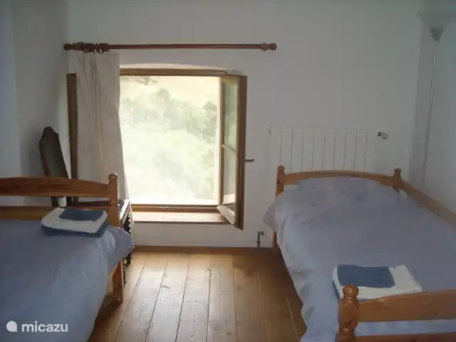 boerderij huren in Frankrijk, Pyrénées-Orientales, Prats-de-Mollo-la-Preste – 'La maison de Xatart' Slaapkamer