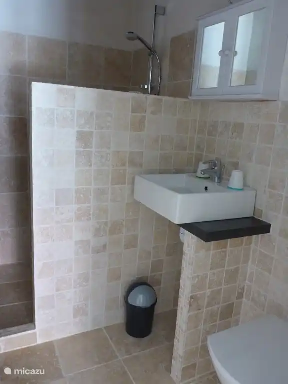 Three comfortable bathrooms.