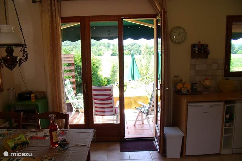 Vacation rental France, Dordogne, Le Bugue Bungalow Holiday home, quiet but village nearby