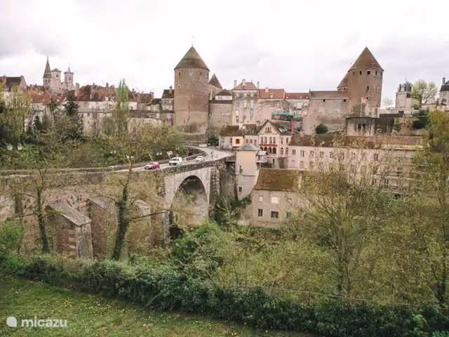 Location de Vacances France, Côte-d'Or, Sainte-Colombe-en-Auxois, gîte / cottage - La Petite Colomb Alentours