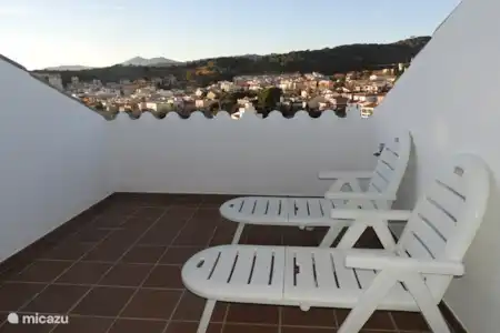 Vakantiehuis Spanje, Barcelona, Canet de Mar villa Can Tulipa solarium
